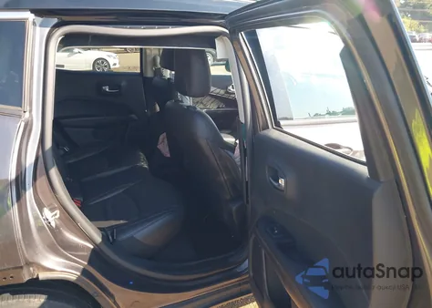 2021 Jeep Compass Limited from USA, damaged, VIN 3C4NJDCB5MT569796